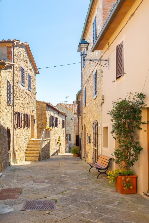 Noi2Vacanze Fortino D'Amore Contignano Exterior photo